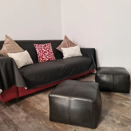 招待所 Beautiful Dream 4*